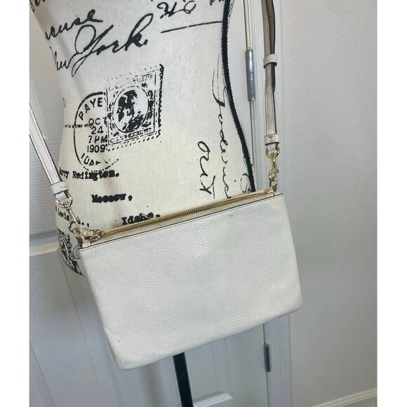 COACH CROSSBODY TEA ROSE WILLOW LEATHER CHALK COLOR  VERSATILE ICONIC - Picture 7 of 16